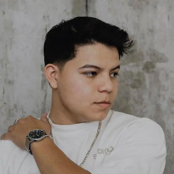Alberto Hernández, barbero de Studio 99